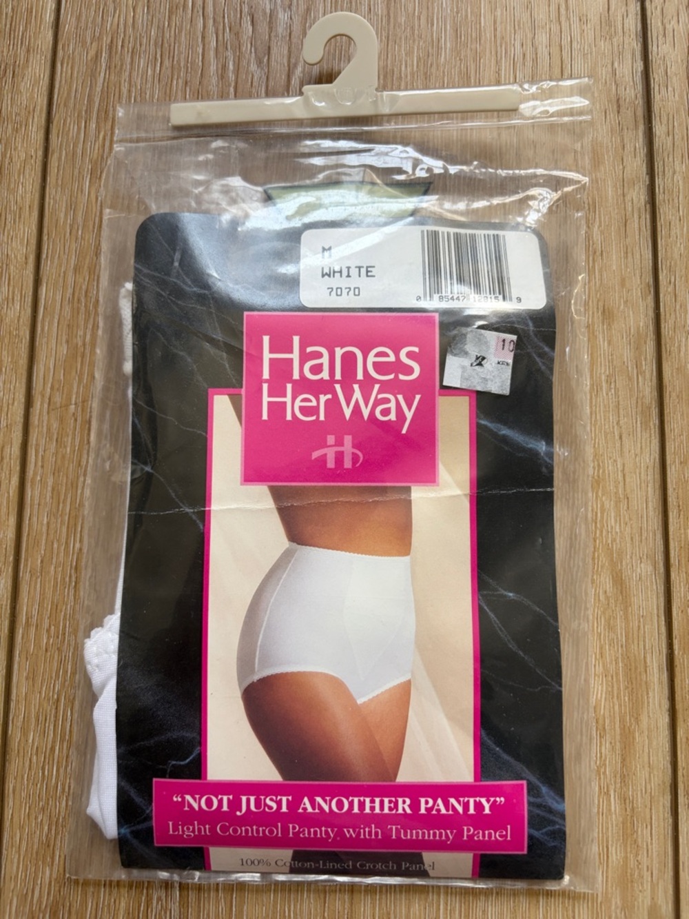 Vintage Hanes Her Way Tummy Shaper Panty Satin Shimmery Firm Control Medium NWOT
